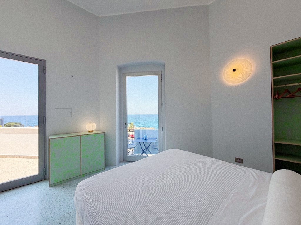Room 1